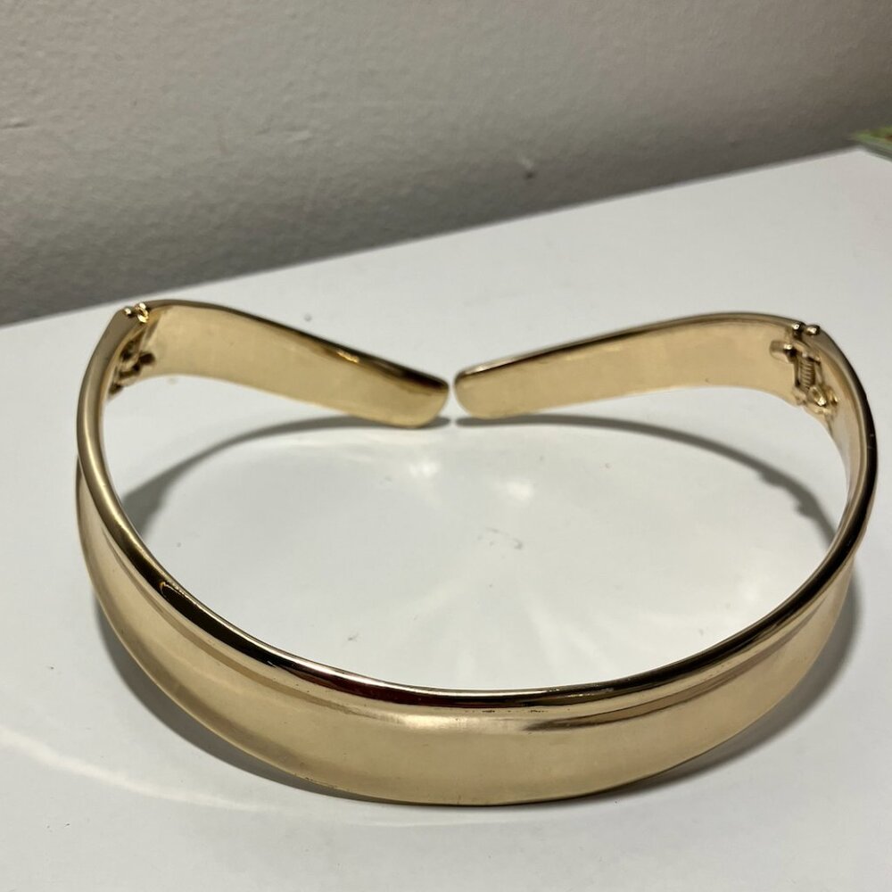 Gold tone bold statement hinged choker collar necklace